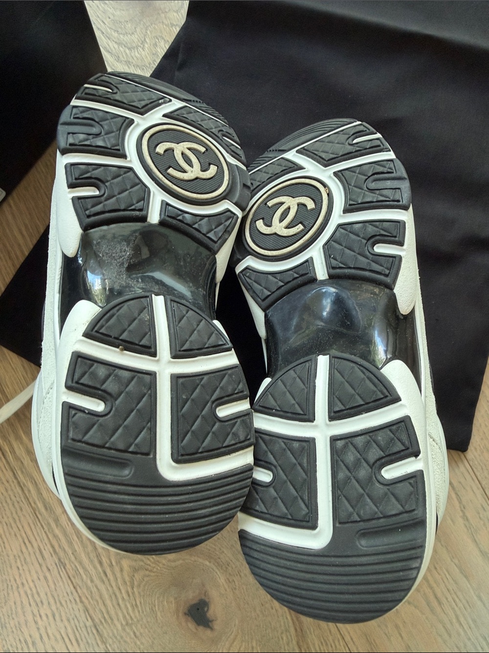 CHANEL White Leather Sneakers with Blue and Silver - Picture 9 of 9